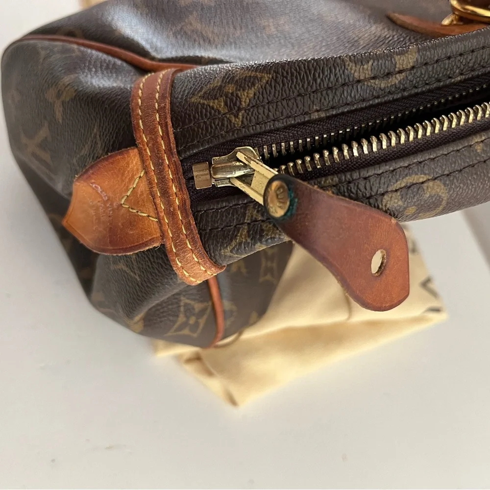 Louis Vuitton medium - Picture 9 of 17